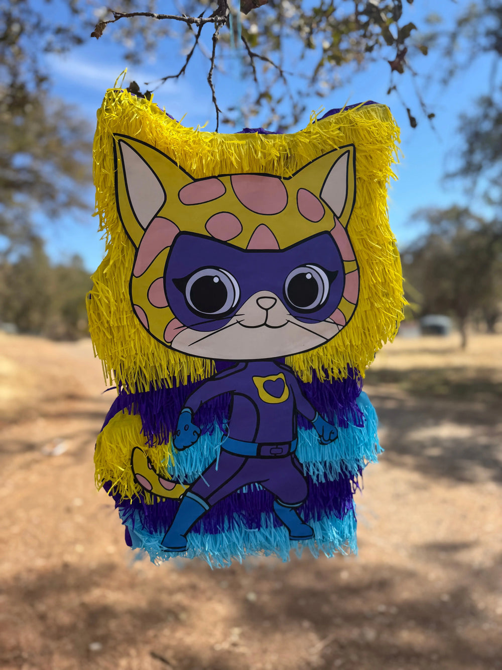Supper Kitten Sparks Pinata